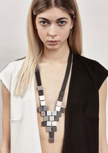 Carica l'immagine nel visualizzatore di Gallery, PACO M. | ARGENTO