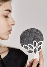 Carica l'immagine nel visualizzatore di Gallery, ventaglio-collana-Albero-bianco