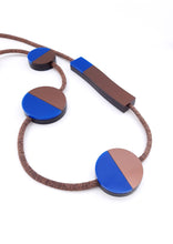 Carica l'immagine nel visualizzatore di Gallery, collana BOLLI bronzo plexiglas