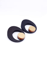 Carica l'immagine nel visualizzatore di Gallery, orecchini-eye-oro-nylon-3d-plexiglas