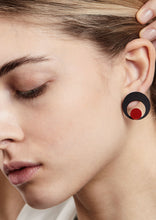 Carica l'immagine nel visualizzatore di Gallery, orecchini-eye-rosso-nylon-stampa-3d-plexiglas