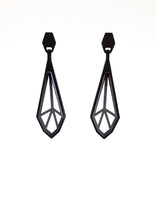 Carica l'immagine nel visualizzatore di Gallery, orecchini-lapis-trasparente-nylon-plexiglas