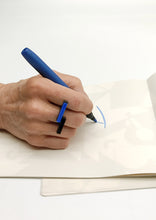 Load image into Gallery viewer, anello-line-blu-nylon-3d-plexiglas