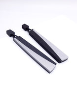 Carica l'immagine nel visualizzatore di Gallery, orecchini-shine-argento-nylon-3d-plexiglas