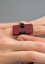 Load image into Gallery viewer, anello-place-rosso-nylon-3d-plexiglas