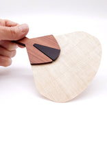 Carica l'immagine nel visualizzatore di Gallery, ventaglio-paglia-ran-legno-plexiglas